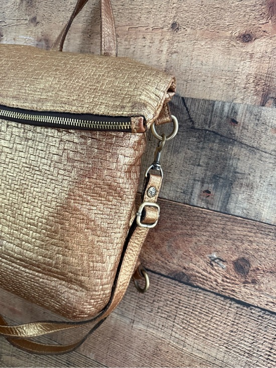 Patricia Nash Luzille Metallic Gold Convertible Textured Leather Backpack Bag main image 10